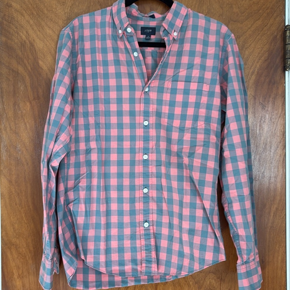 j. Crew men’s slim fit button down.